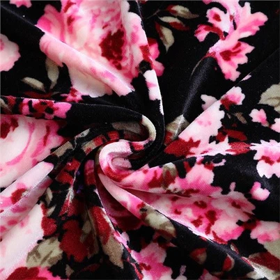 Fluwelen stretchstof met bloemen